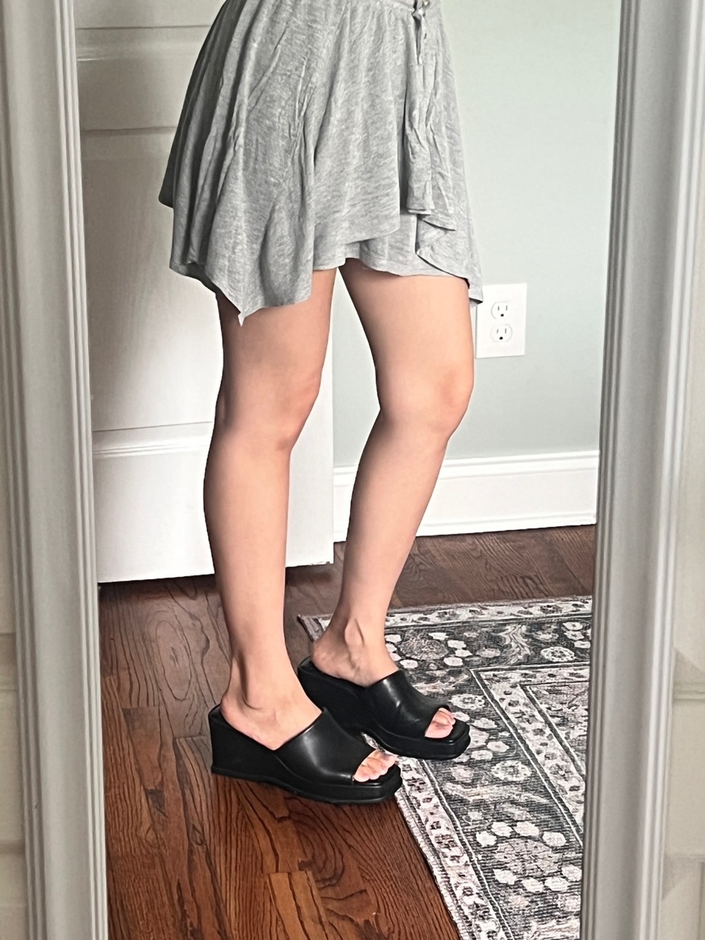GAP Light Gray High-Low Layered Ruffle Skirt - Picture 2 of 8